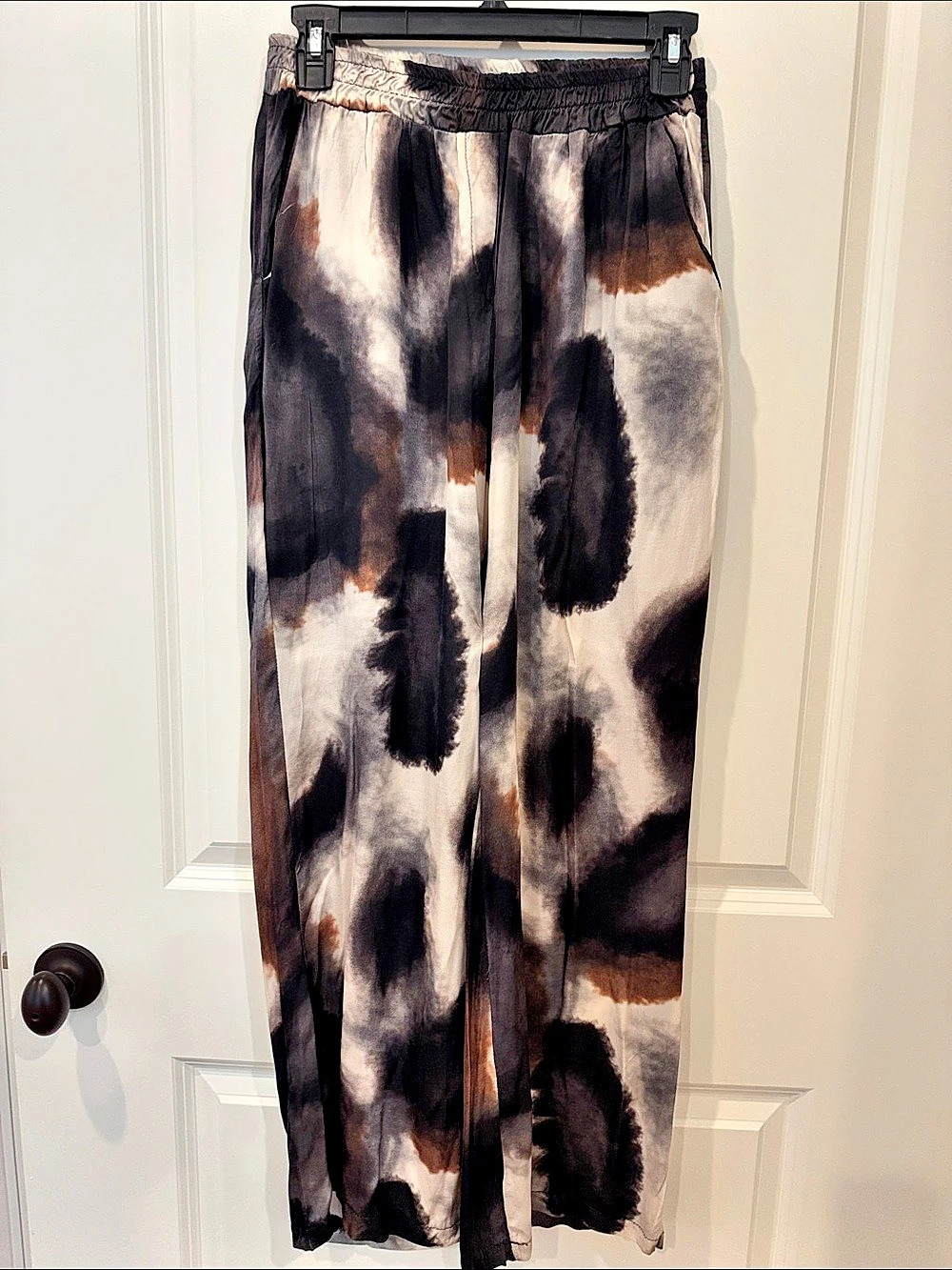 ELLERIE Wide Leg Tie-Dye Pants in Black & Brown Like New